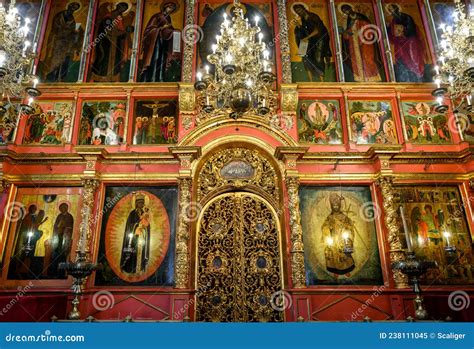 Interior of Archangel Cathedral in Moscow Kremlin, Russia Editorial ...