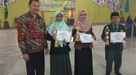 Dua Siswa MTs Unggulan Nuris Juarai Lomba Pidato Di Ajang MIC MAN 2