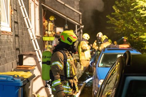 Thüringen Feuerwehr rettet vier Menschen aus Brand Wohnung Thueringen24