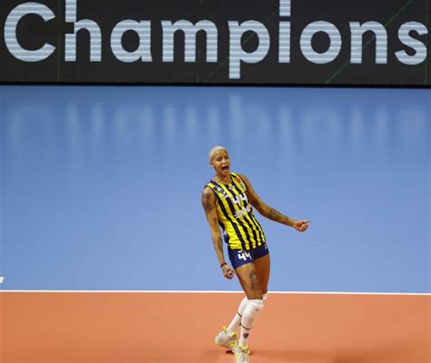 Fenerbah E Opet Ten Nemli Galibiyet Voleybolunsesi