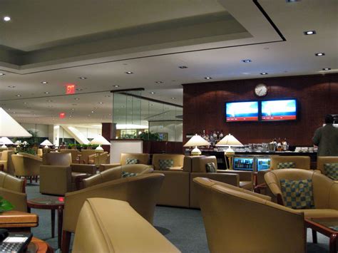 2011 Business Travel 50: Best Airport Lounge - Emirates Lounge, John F ...