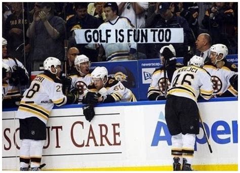 Funny Sports Fan’s Signs That Make The Game So Much Better ...