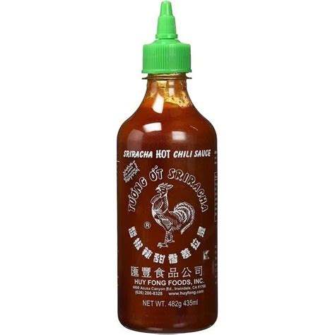 Huy Fong Foods Sriracha Hot Chili Sauce Medium 17 Oz