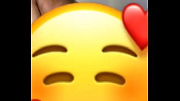 Pour enlever le smiley débloque la vidéo précédente XVIDEOS