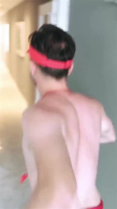 AusCAPS Olly Murs Nude On Instagram