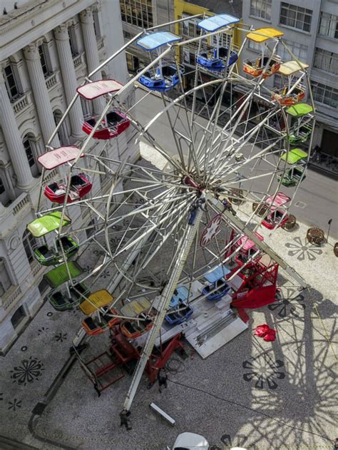 Carross Is E Roda Gigante Voltam A Ser Montados Em Curitiba Massa News