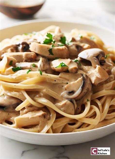 One Pot Creamy Mushroom Pasta With Chicken Chef Lola S Kitchen