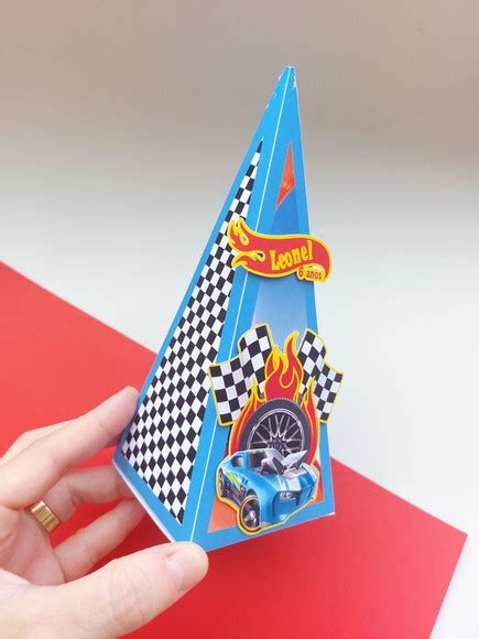 Caixa Pirâmide Hot Wheels Elo Produtos Especiais