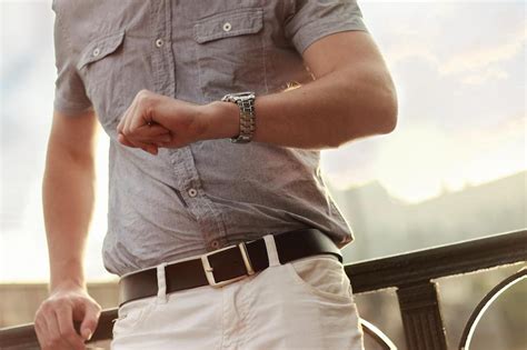 Tips For Men How To Match A Watch With Your Summer Outfit Archzine