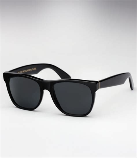 Super Basic Black Polarized Sunglasses