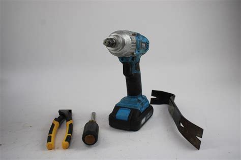 Power Drill Saw Attachments And More Property Room