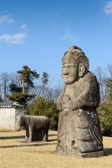 Korean Statue At The Royal Tomb Stock Photo Image 38805560