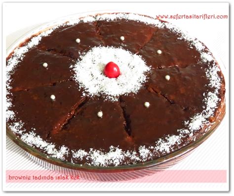 BROWNIE TADINDA ISLAK KEK TARIFI SOSU YUMURTASIZ Resimli