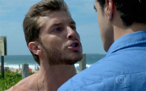 Em Império Leonardo peita Enrico e insinua que homofóbico é gay Para e pensa Notícias da TV