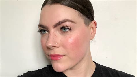 Tiktokers Use Base Makeup Hack For Flawless Foundation Editor Review