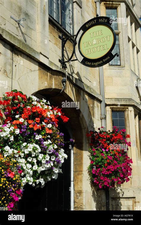 Talbot Hotel Oundle Northamptonshire England Stock Photo - Alamy