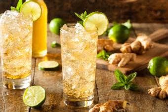 Vodka and Diet Ginger Ale: 7 Low-Calorie Cocktails | LoveToKnow