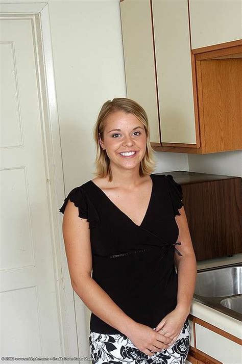 Blonde Spreads Pussy In Kitchen Porn Pictures XXX Photos Sex Images 3159413 PICTOA
