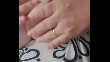 Angela le gusta enseñar sus tetas XVIDEOS