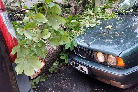 Sturm Starkregen Hagel 115 Millionen Euro Schaden Durch Unwetter In