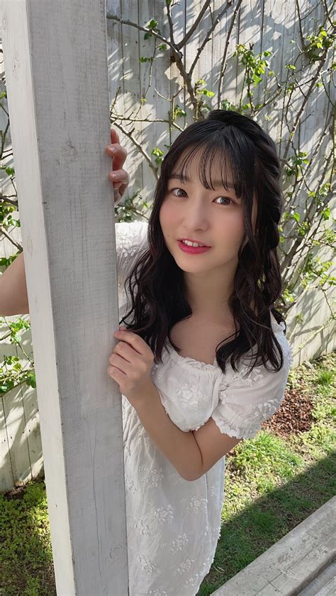 我妻ゆりか︎︎🌴1st写真集発売中🌴 On Twitter 3月27日の撮影会📸 本日3 17（水）20時予約開始です！ 一緒に楽しい休日