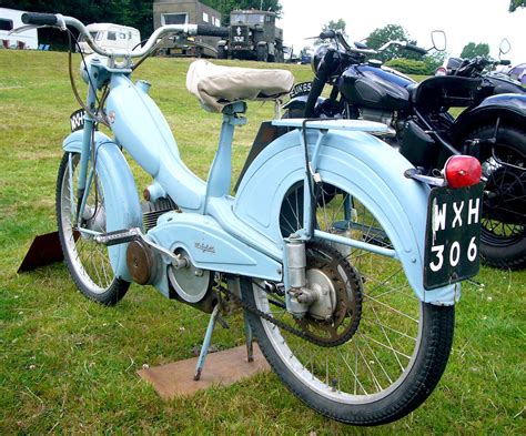 Mobylette 50 Moped | 1958 Mobylette Moped 49cc 2-stroke engi… | Flickr