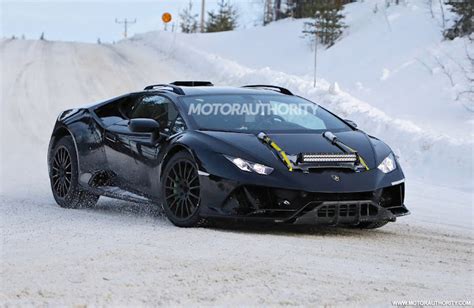 Lamborghini Testa Um Hurac N Aventureiro A Vers O De Produ O Do