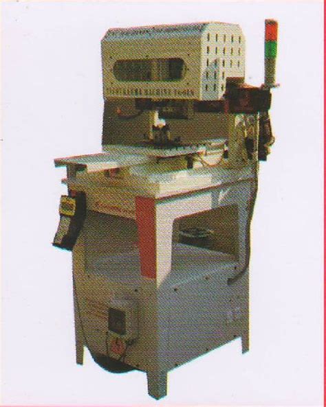 Vmt S Cnc Engraving Machine Vishvkarma Machine Tools Ambala Haryana