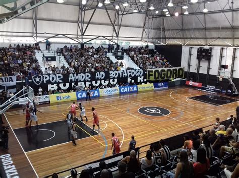 Americanos Brilham Botafogo Domina Blumenau E Vence Mais Uma Na Liga