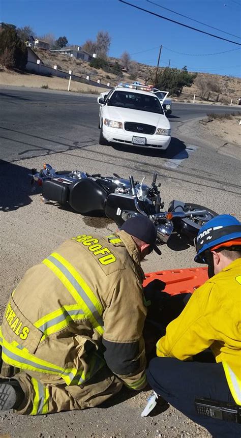 Man Airlifted After Suv And Motorcycle Crash In Hesperia Vvng