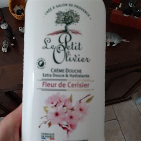 Le Petit Olivier Crème Douche A La Fleur De Cerisier Reviews abillion