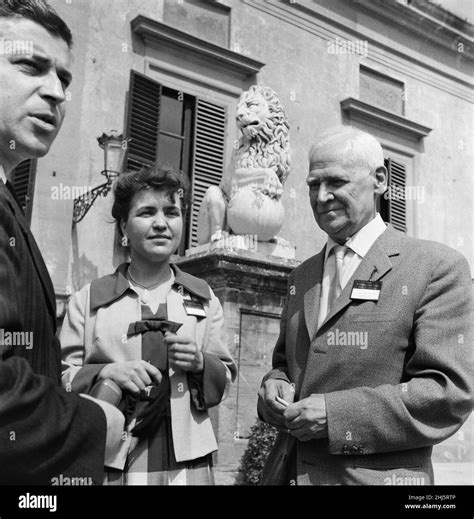 Anatoli blagonravov hi-res stock photography and images - Alamy