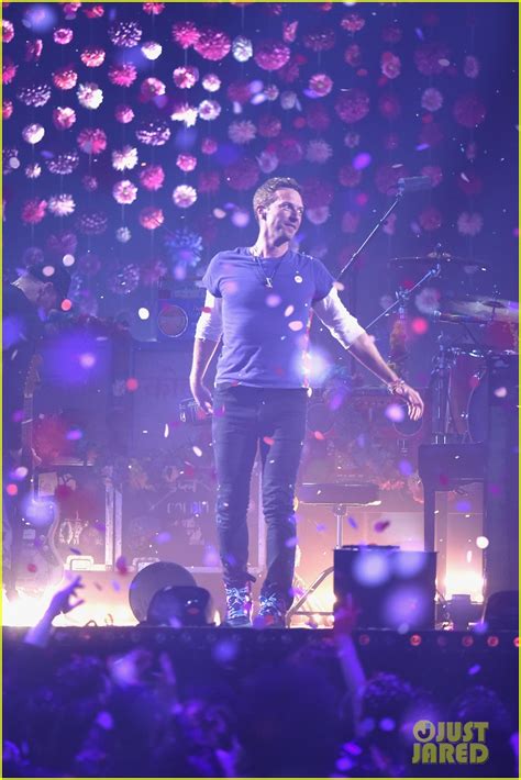 Coldplay's BRIT Awards 2016 Performance Video - WATCH NOW!: Photo ...