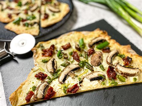 Mediterraner Flammkuchen Samisa S Kitchen