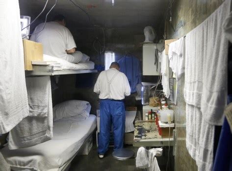 California prisons to free 9,500 inmates in 4 years