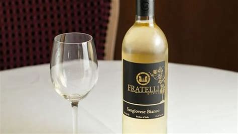 Explore The Best White Wine Brands In India | Zee Zest