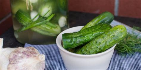 Хрустящие, ароматные,малосольные огурцы-не только вкусная радость для ...