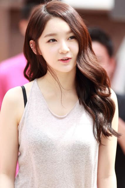 Kang Min Kyung Wows With Her Unedited Photos ~ Beautiful Girls