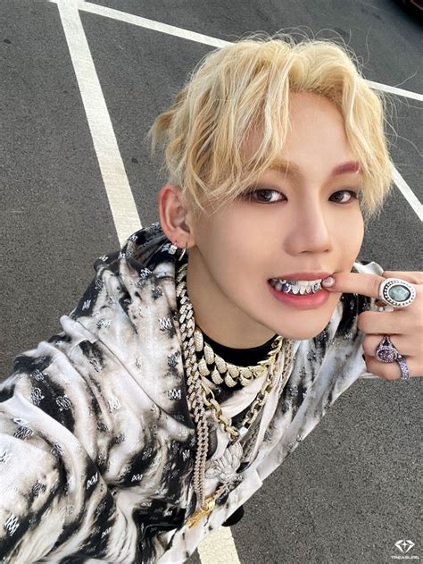 Pin By Simplykoo On Hyunsuk Treasure In Asian Celebrities