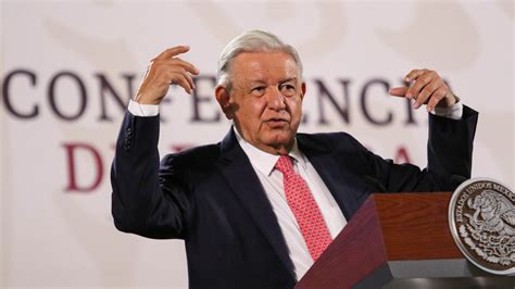 Amlo Vs Loret De Mola Descarta Persecución En Contra Del Periodista