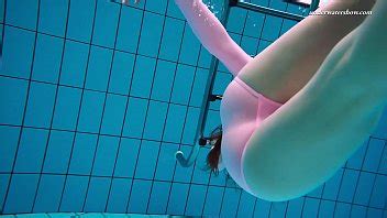 Hot Babe From Russian Swims Naked XNXX