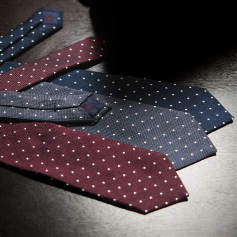 Tie Patterns to Feature Your Charm and Sophistication – Aklasu