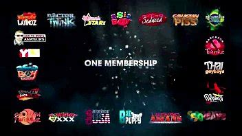 Chupando y follando en el sofá XVIDEOS