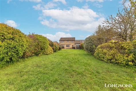 Malthouse Close Watton Bed Detached House