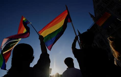 GENDERDOC M Patru bărbați gay și o femeie transgen din Rusia au primit refuz de azil în R