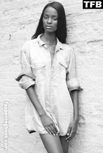 Krista White Nude OnlyFans Leaks Fappening FappeningBook