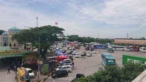 Polisi Mulai Berlakukan Sistem Buka Tutup Parkir Di Rest Area Jalan Tol