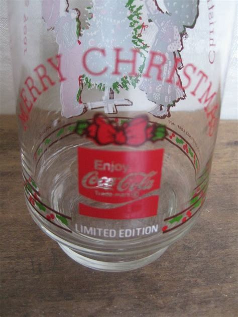 1977 Holly Hobbie Coca Cola Christmas High Ball Glass Holly Hobbie