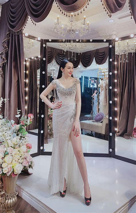 Kh Ng Toang Nh H I Chi Pu H N I C B T Hot Girl Xinh Sang N M C Ng I U V Quan