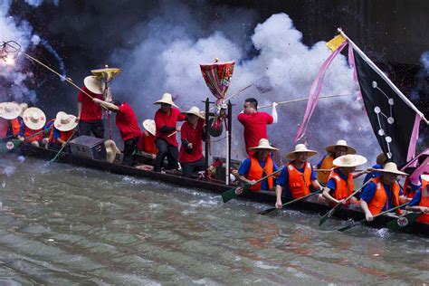 A Brief History of the Dragon Boat Festival